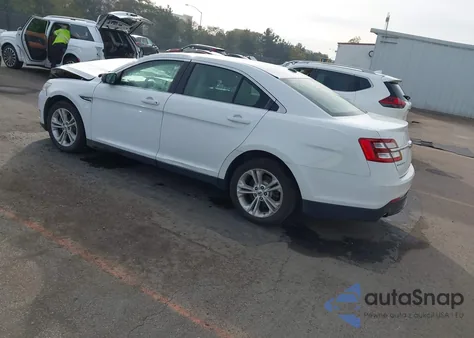 2016 Ford Taurus Se z USA, uszkodzony, nr VIN 1FAHP2D81GG102862
